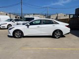Used 2021 Hyundai Elantra SE image 3