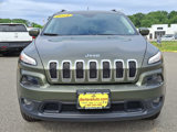Used 2018 Jeep Cherokee Latitude Plus w/ Comfort/Convenience Group image 2