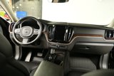 Used 2022 Volvo XC60 B5 Momentum w/ Protection Package Premier image 5