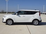 Used 2022 Kia Soul LX w/ Technology Package image 4