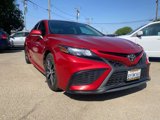 Used 2022 Toyota Camry SE image 3