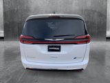 New 2025 Chrysler Pacifica Select image 4