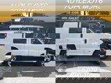 Used 2005 Chevrolet Express 2500 image 2
