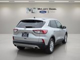 Certified 2020 Ford Escape SE image 5