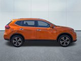 Used 2019 Nissan Rogue SV w/ Premium Package image 2