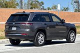 Used 2022 Jeep Grand Cherokee Limited image 4