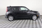Used 2021 Kia Soul S image 5