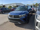 Used 2022 Volkswagen Taos SE image 2