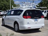 Used 2022 Chrysler Voyager LX image 5