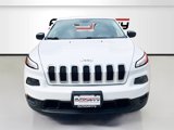 Used 2017 Jeep Cherokee Sport image 2