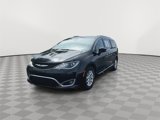 Used 2020 Chrysler Pacifica Touring-L image 4