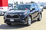 Used 2022 Toyota Highlander LE image 3