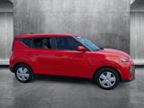 Used 2020 Kia Soul LX image 5