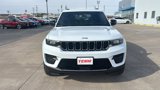 New 2025 Jeep Grand Cherokee Laredo image 3