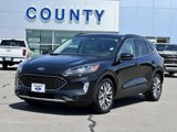 Used 2020 Ford Escape Titanium image 2