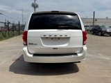 Used 2017 Dodge Grand Caravan SE w/ UConnect Hands-Free Group image 4