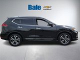 Used 2018 Nissan Rogue SL image 2