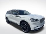 Used 2023 Lincoln Aviator Reserve w/ Equipment Group 201A image 3