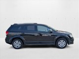 Used 2017 Dodge Journey SE image 4