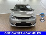 Used 2017 Chrysler Pacifica Touring-L image 2