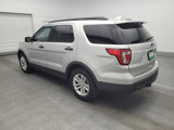 Used 2017 Ford Explorer FWD image 3