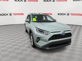 Used 2021 Toyota RAV4 XLE Premium image 3
