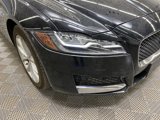 Used 2017 Jaguar XF Premium image 2