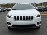 Certified 2021 Jeep Cherokee Latitude Lux w/ Sun & Sound Group image 2