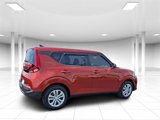 Used 2022 Kia Soul LX image 3