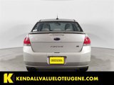 Used 2010 Ford Focus SE image 4