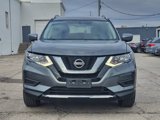 Used 2017 Nissan Rogue SV image 2