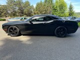 Used 2016 Dodge Challenger SXT image 4