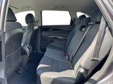 Used 2017 Kia Sorento LX w/ LX Convenience Package image 6
