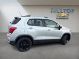 Used 2020 Chevrolet Trax LT w/ Sun & Sound Package image 4