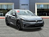 Used 2025 Volkswagen Jetta SE w/ Sunroof Package image 3
