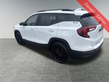 Used 2022 GMC Terrain SLE w/ Driver Convenience Package image 4