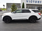 Used 2021 Ford Explorer XLT image 2