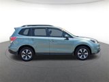 Used 2017 Subaru Forester 2.5i Limited image 4