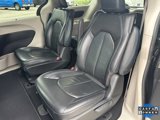 Used 2021 Chrysler Pacifica Touring-L image 4