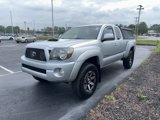 Used 2010 Toyota Tacoma 4x4 Access Cab V6 image 4