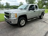 Used 2011 Chevrolet Silverado 2500 LT w/ Interior Plus Package image 3