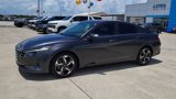 Used 2022 Hyundai Elantra SEL w/ Convenience + Premium Package image 4