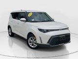 Used 2023 Kia Soul LX w/ LX Technology Package image 2