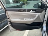 Used 2015 Hyundai Sonata Limited w/ Option Group 05 image 5