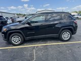 Used 2019 Jeep Compass Sport image 4