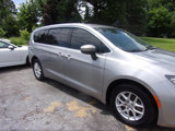 Used 2017 Chrysler Pacifica Touring image 4