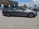 Used 2024 Nissan Altima 2.5 SV image 3