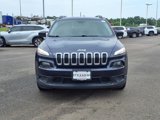 Used 2016 Jeep Cherokee Sport image 5