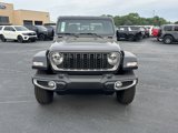 New 2025 Jeep Gladiator Sport image 3