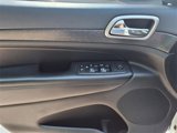 Used 2018 Jeep Grand Cherokee Altitude image 3